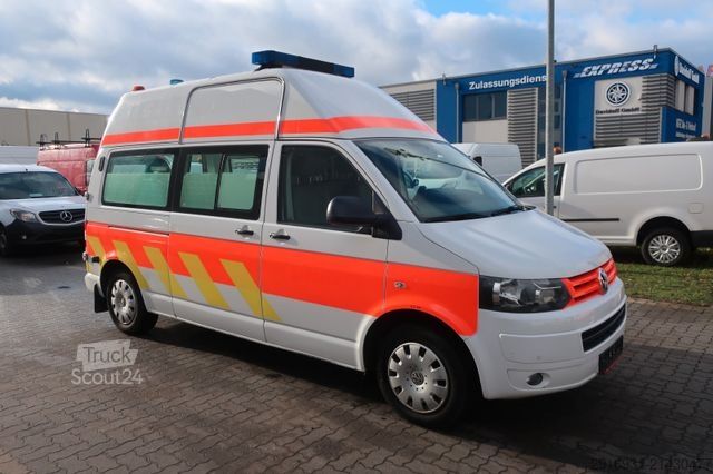 Brandbil VOLKSWAGEN T5 Transporter Hochdach lang/KTW/Klima/FN: A29