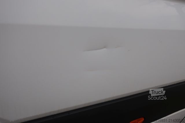 Dubă cu acoperiș înalt MERCEDES-BENZ Sprinter II Kasten 319 CDI/Maxi/ 1 Hand/FN: 179