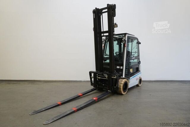Trukki Nissan G1Q2L30Q