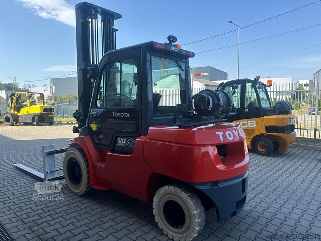 Carretilla elevadora de cuatro ruedas Toyota 7FG40/4500 kg/Positioner+sideshift