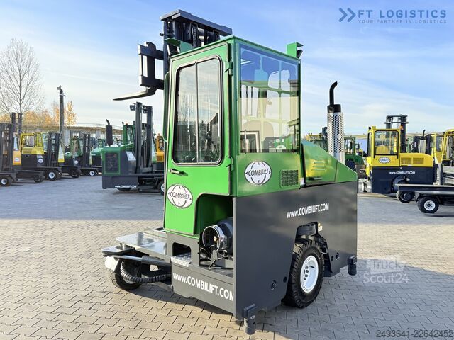 Wózek widłowy czterokierunkowy Combilift C4000 GAS TRIPLEX 6900 FREE-LIFT CABIN