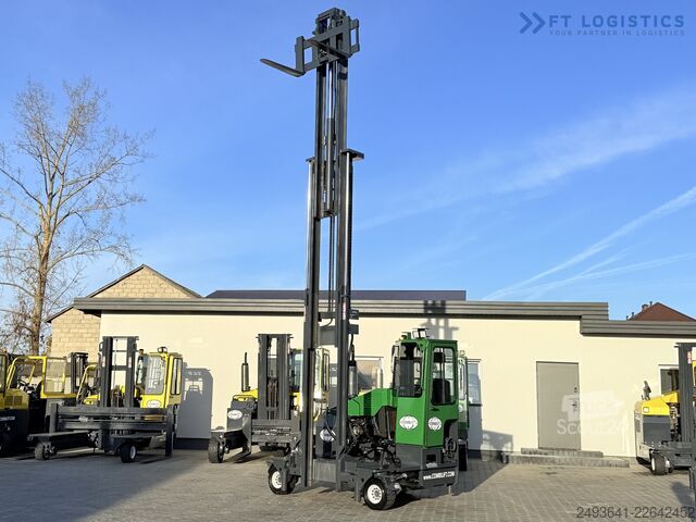 Wózek widłowy czterokierunkowy Combilift C4000 GAS TRIPLEX 6900 FREE-LIFT CABIN