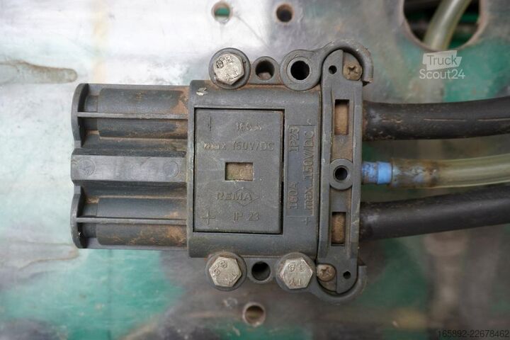 Forklift aküsü HOPPECKE 24 Volt 4 PzS 500 Ah