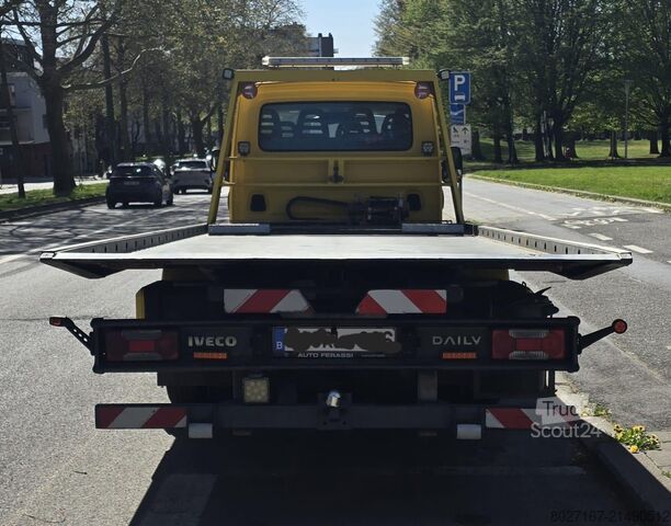 Tracteur routier standard Iveco 70C18