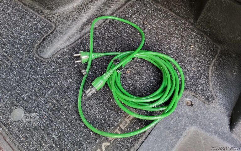 šaldytuvas furgonas Renault Master 135.35 L3H2 GESLOTEN - DIVERSE SCHADES -...