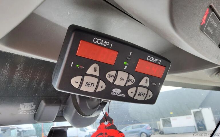 šaldytuvas furgonas Renault Master 135.35 L3H2 GESLOTEN - DIVERSE SCHADES -...