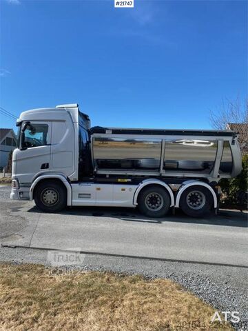 Tipper Scania R660 6x4 Asphalt Truck