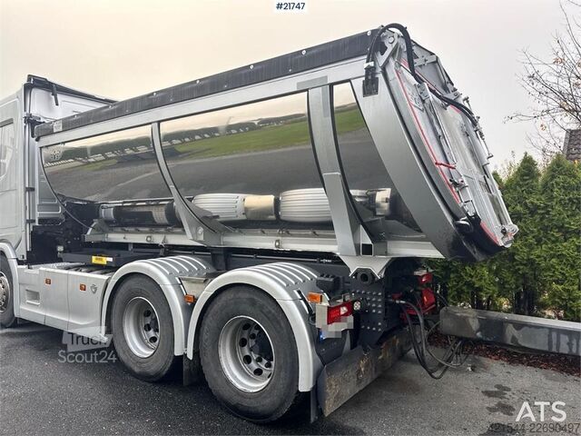 Camion de gunoi Scania R660 6x4 Asphalt Truck