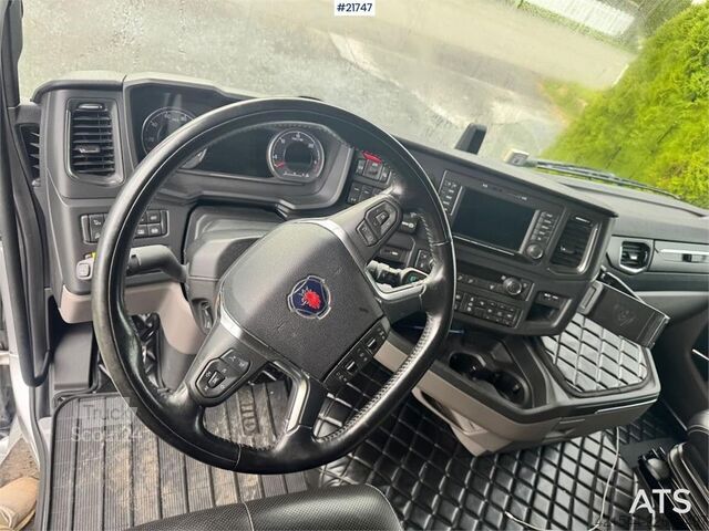 Camion de gunoi Scania R660 6x4 Asphalt Truck