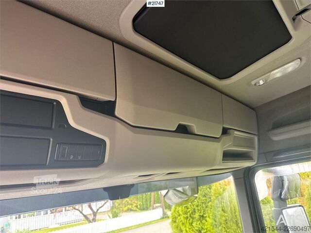 Camion de gunoi Scania R660 6x4 Asphalt Truck