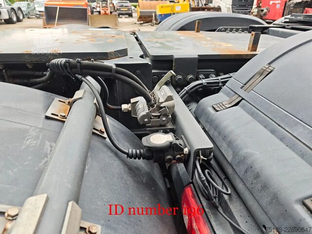  Mercedes-Benz Actros 4163 8x4/10x4 Titan Andockachse 180 Ton ...
