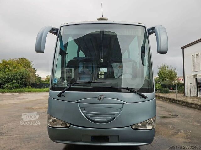 Autocar de turismo Scania Irizar