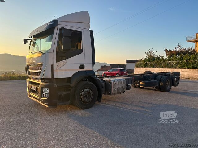 Teherautó alváz Iveco Stralis AD260S31