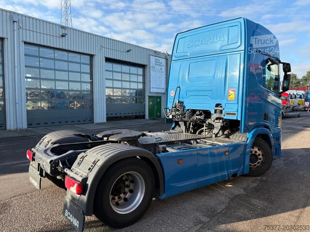 معيار SZM Scania R410 NGS Retarder/PTO/ sideskirt/Alcoa/No EGR