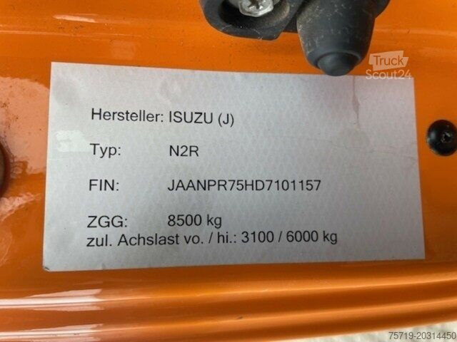 Сметовоз Isuzu N2R 75D 4x2 Semat/Zöller