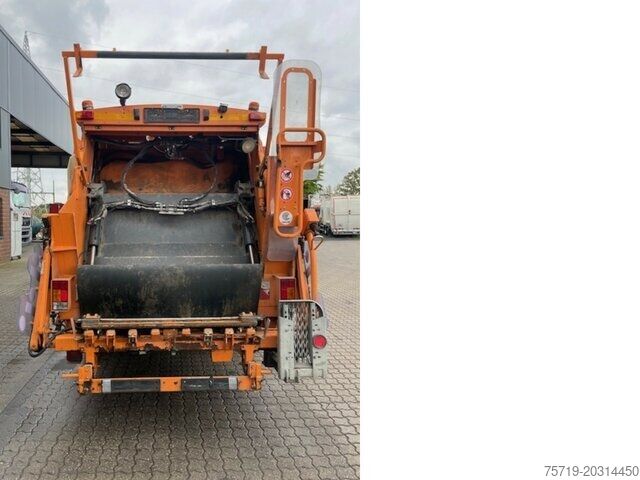 Сметовоз Isuzu N2R 75D 4x2 Semat/Zöller