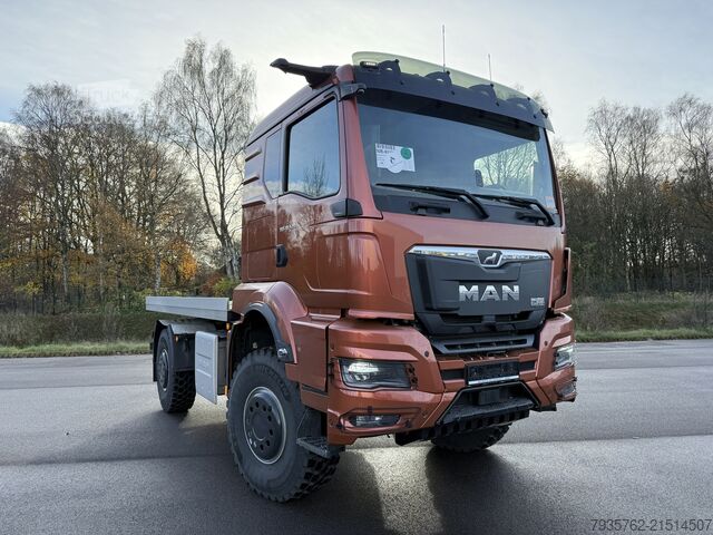 Podwozie ciężarówki MAN TGS 18.520 4x4 BB Fahrgest. Expeditionsm