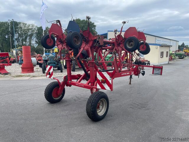 Heuwender Lely Lotus 900P