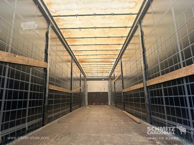 Semi-reboque aberto com lona Schmitz Cargobull Semitrailer Curtainsider Standard