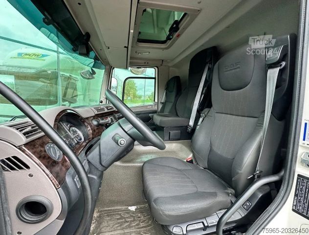 Kuorma-auto umpikorilla DAF CF 300 FA ONLY 215.000 KM 750 x 250 x 258 CM INS