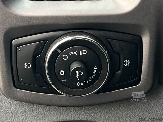 Mikroautobuss FORD Tourneo Custom 2.0 TdCi 77 kw 9 Sitze Euro 6