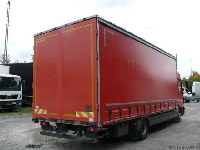 Perdeli panelvan MERCEDES-BENZ 824*Schiebeplane*Euro6*Schlafplatz*Stdh*AHK