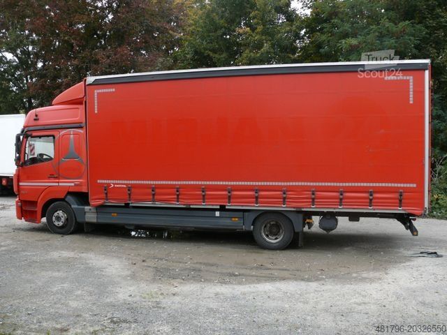 Perdeli panelvan MERCEDES-BENZ 824*Schiebeplane*Euro6*Schlafplatz*Stdh*AHK