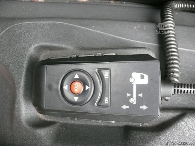Perdeli panelvan MERCEDES-BENZ 824*Schiebeplane*Euro6*Schlafplatz*Stdh*AHK