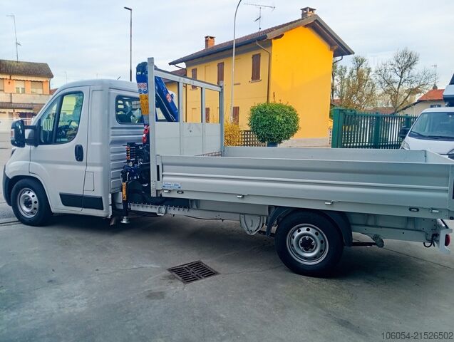 Vrachtwagen met kraanopbouw FIAT Ducato Maxi