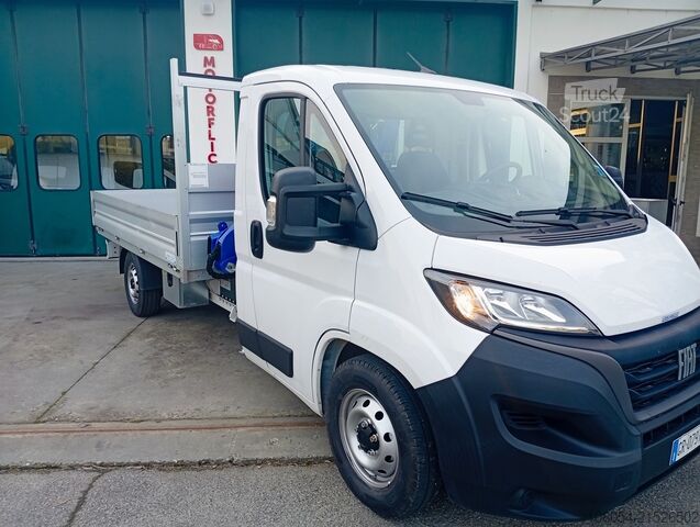 Vrachtwagen met kraanopbouw FIAT Ducato Maxi