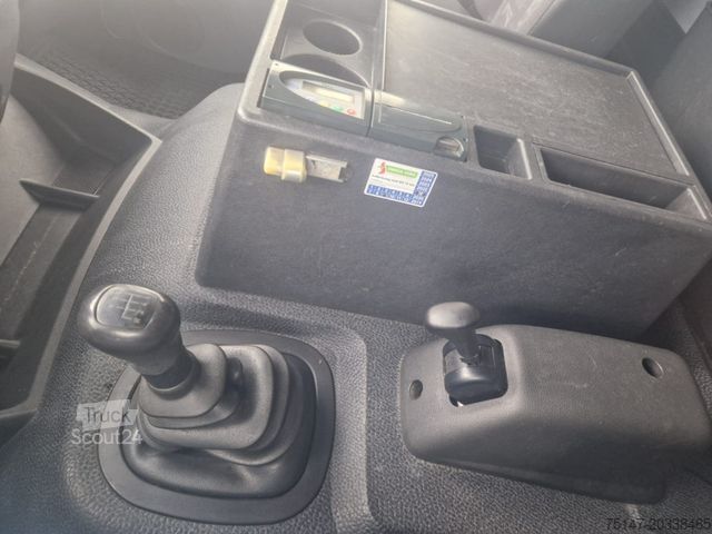 Рефрижераторный грузовик MERCEDES-BENZ 1223 L Atego Klima Tiefkühler Bi-Temp Carrier