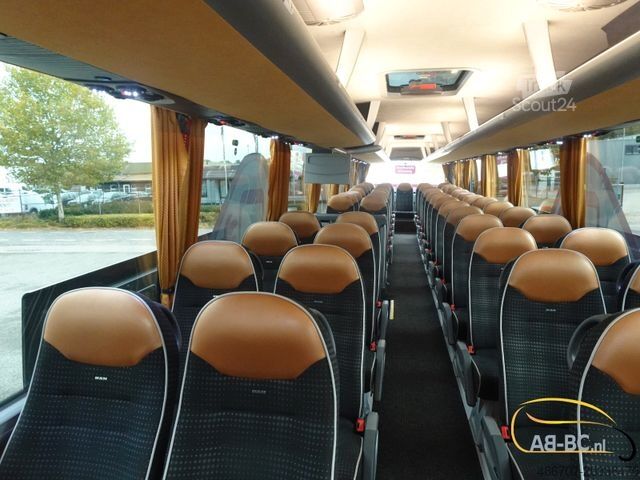 Diaľkový autobus MAN lions Coach 63 Sitze