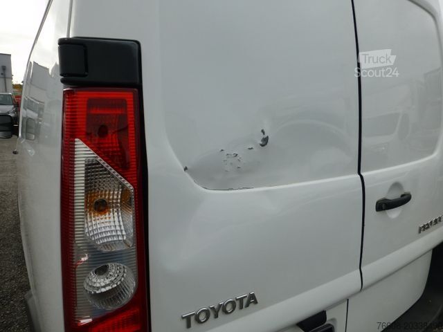 Hög tak skåpbil TOYOTA PROACE 2.0d L2H2 Klima Standheizung