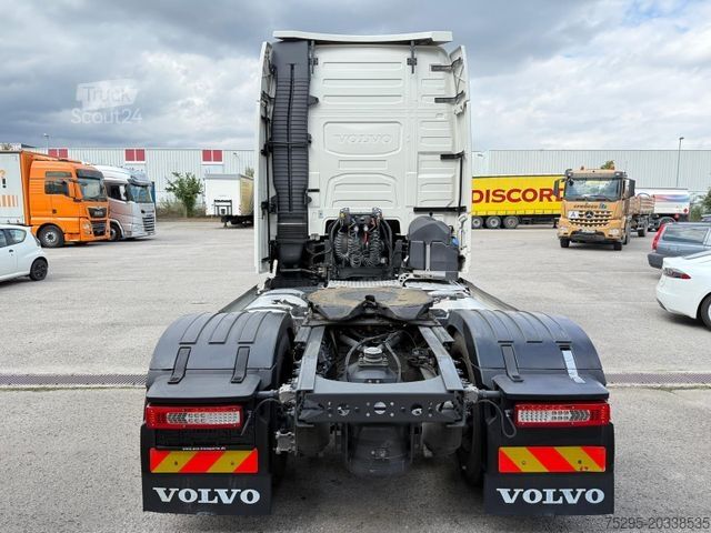 Štandardný ťahač VOLVO FH 500 Sattelzugmaschine XL TOP Zust. VEB Bremse