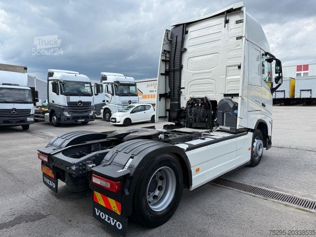Štandardný ťahač VOLVO FH 500 Sattelzugmaschine XL TOP Zust. VEB Bremse