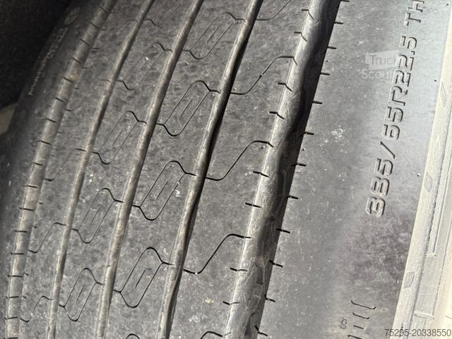 Открытый полуприцеп с тентом KÖGEL 3Achs Standard Curtainsider Liftachse