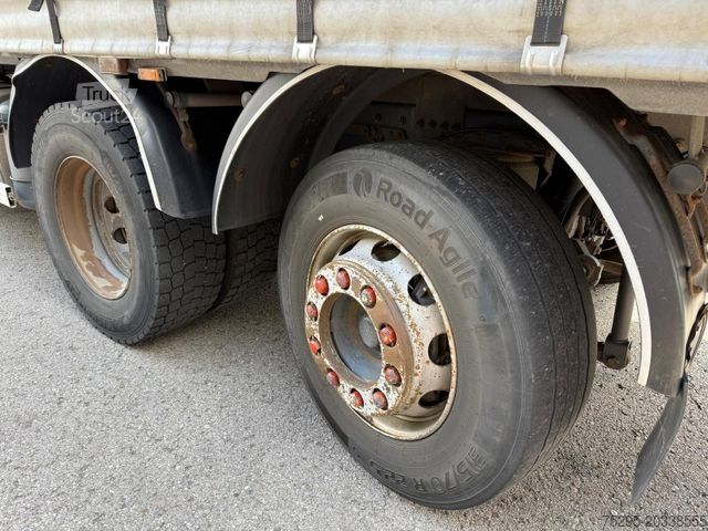 Autocarro con cassone fisso DAF XF 440 SC Staplerhalter Lift/Lenk L8,45m TÜV neu