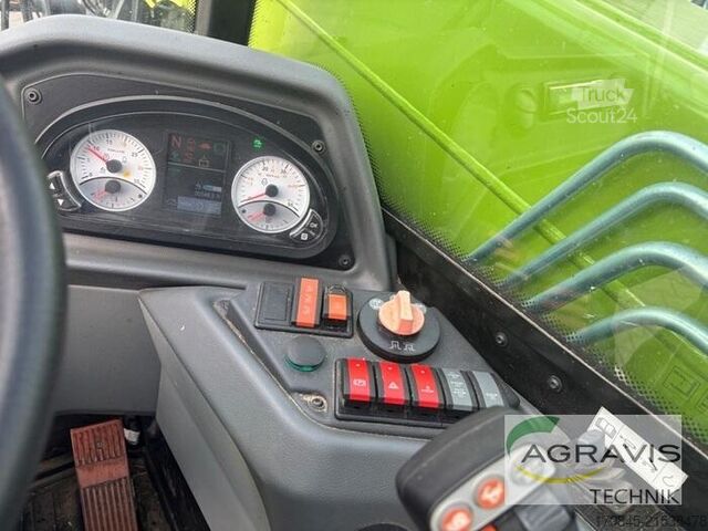 Cargadora telescópica Claas SCORPION 635 VARIPOWER