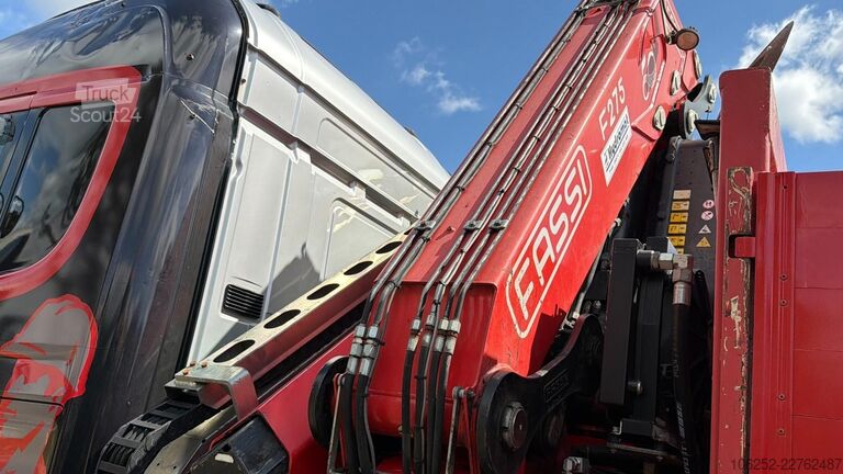  Scania G490 8x4 TRIDEM PRITSCHE + KRAN FASSI F275A.2.2...