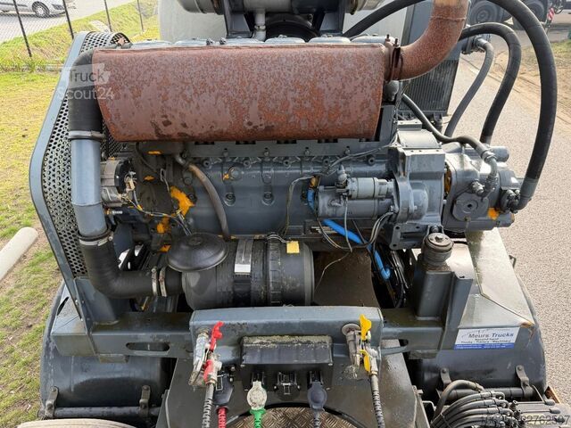 Mixeur De Buf BM 12-36-2 - 12m³ MIXER - DEUTZ AUX. MOTOR - BP...