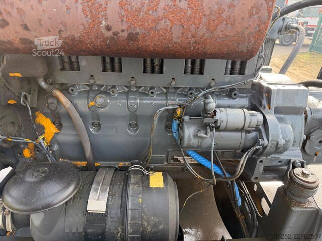 Mixeur De Buf BM 12-36-2 - 12m³ MIXER - DEUTZ AUX. MOTOR - BP...