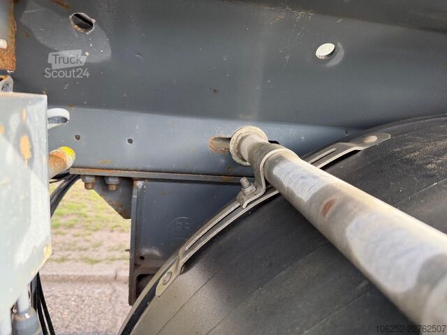 Mixeur De Buf BM 12-36-2 - 12m³ MIXER - DEUTZ AUX. MOTOR - BP...