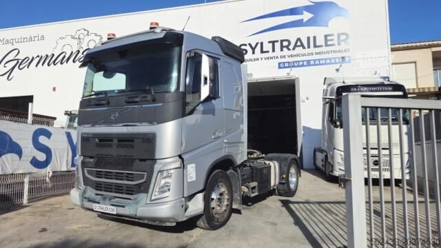 Véhicule tracteur Volvo FH 500