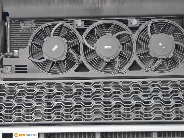 Standardni vlačilec VOLVO FH 500 XL I-Park-Cool 2xTank Tacho 4.1 Alu