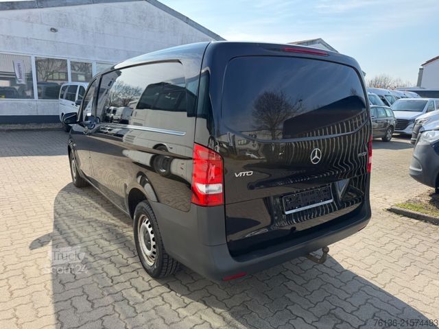 Kassevogn MERCEDES-BENZ Vito 111 CDI lang AHK 3 Sitzer