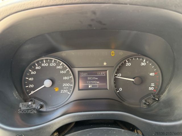 Kassevogn MERCEDES-BENZ Vito 111 CDI lang AHK 3 Sitzer
