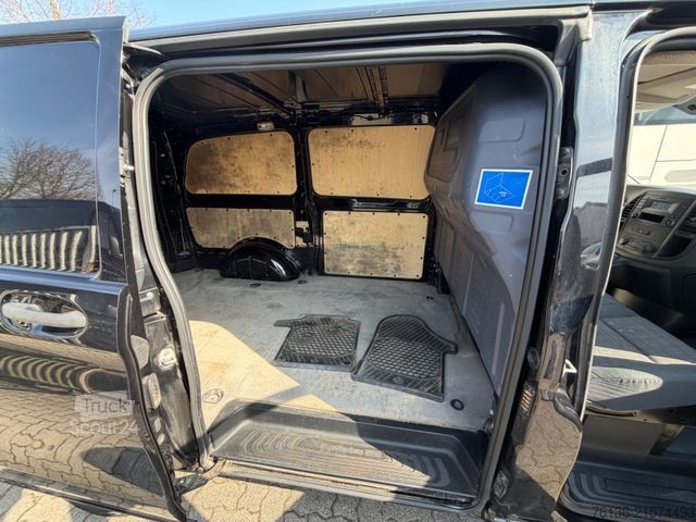 Kassevogn MERCEDES-BENZ Vito 111 CDI lang AHK 3 Sitzer