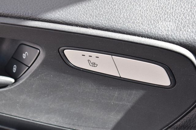 Minibüs MERCEDES-BENZ Vito Mixto 114 CDI 4x4 kompakt Autom. 5 Sitzer