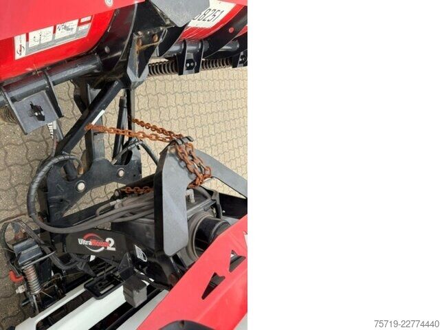 Furgon Mitsubishi Fuso Canter Winterdienst Salzstreuer