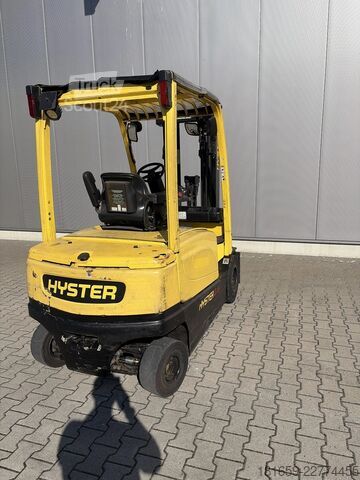Elektriskais četrriteņu iekrāvējs HYSTER J2.5XN